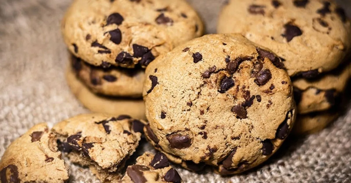 Kolay Damla Çikolatalı Kurabiye Tarifi