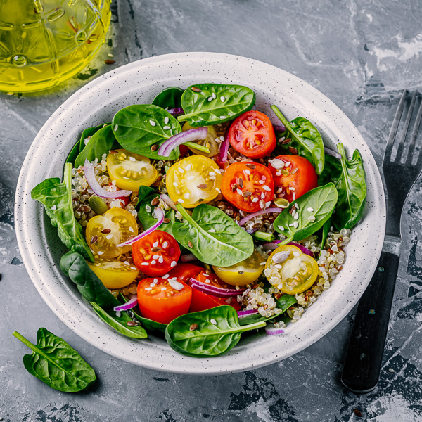 Kinoalı Yaz Salatası